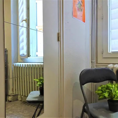 2 Ou 3 Personnes Maximum - Hypercentre - Gare A 10 Min A Pieds Montauban