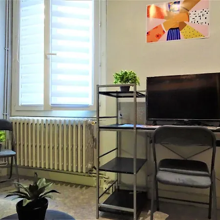 2 Ou 3 Personnes Maximum - Hypercentre - Gare A 10 Min A Pieds Apartment Montauban